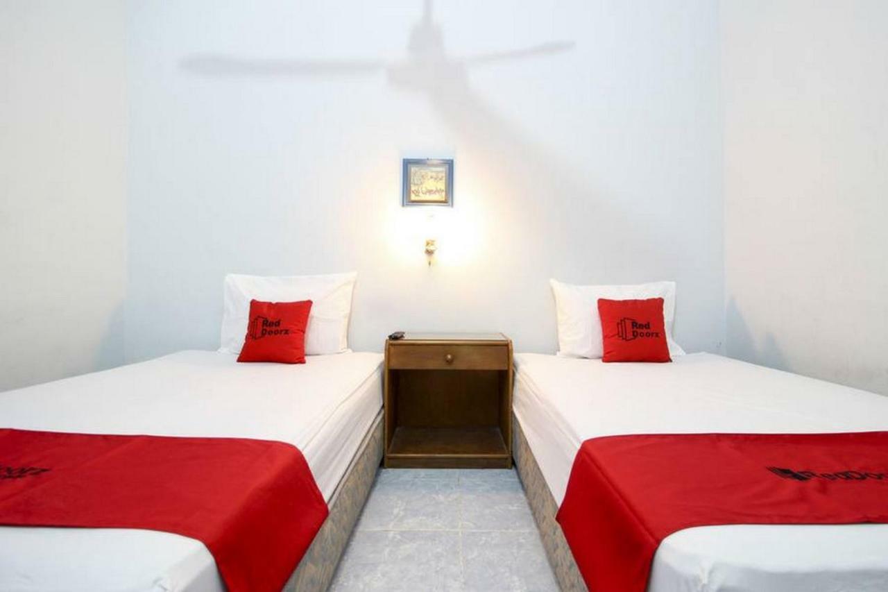 Hotel Reddoorz Syariah At Jalan Menteri Supeno Yogyakarta Exteriér fotografie