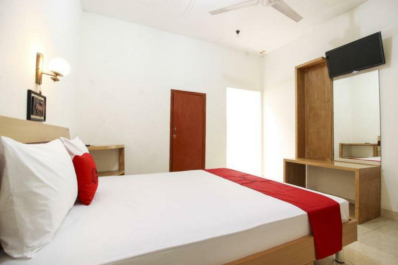Hotel Reddoorz Syariah At Jalan Menteri Supeno Yogyakarta Exteriér fotografie